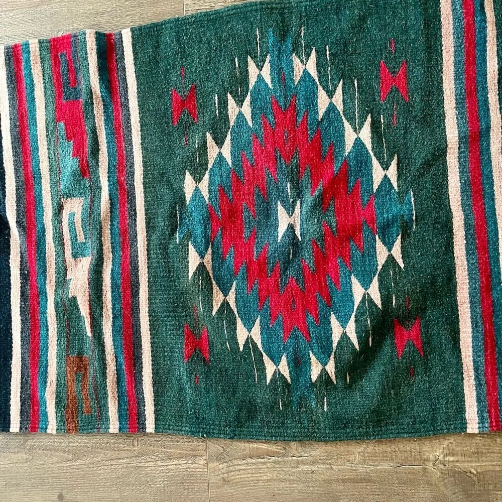N/A vibrant rug